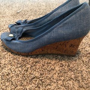 Dexflex comfort blue wedge heels size 7.5
